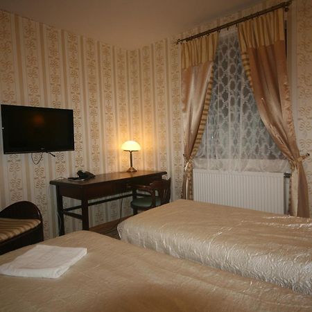 Dwor Ostoia Hotel Rymanow ห้อง รูปภาพ