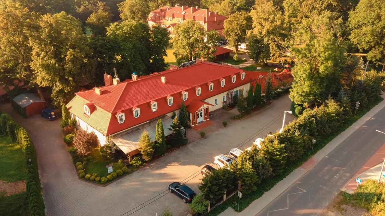 Dwor Ostoia Hotel Rymanow ภายนอก รูปภาพ